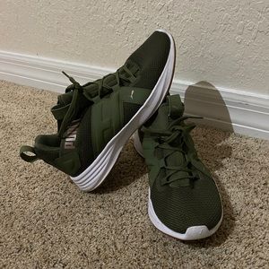 Puma Sneakers Green & Metallic Rose Gold Size 6.5